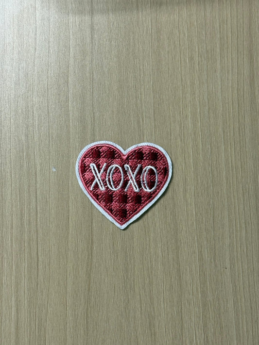 Minimal XOXO Heart Iron On Patch (2")