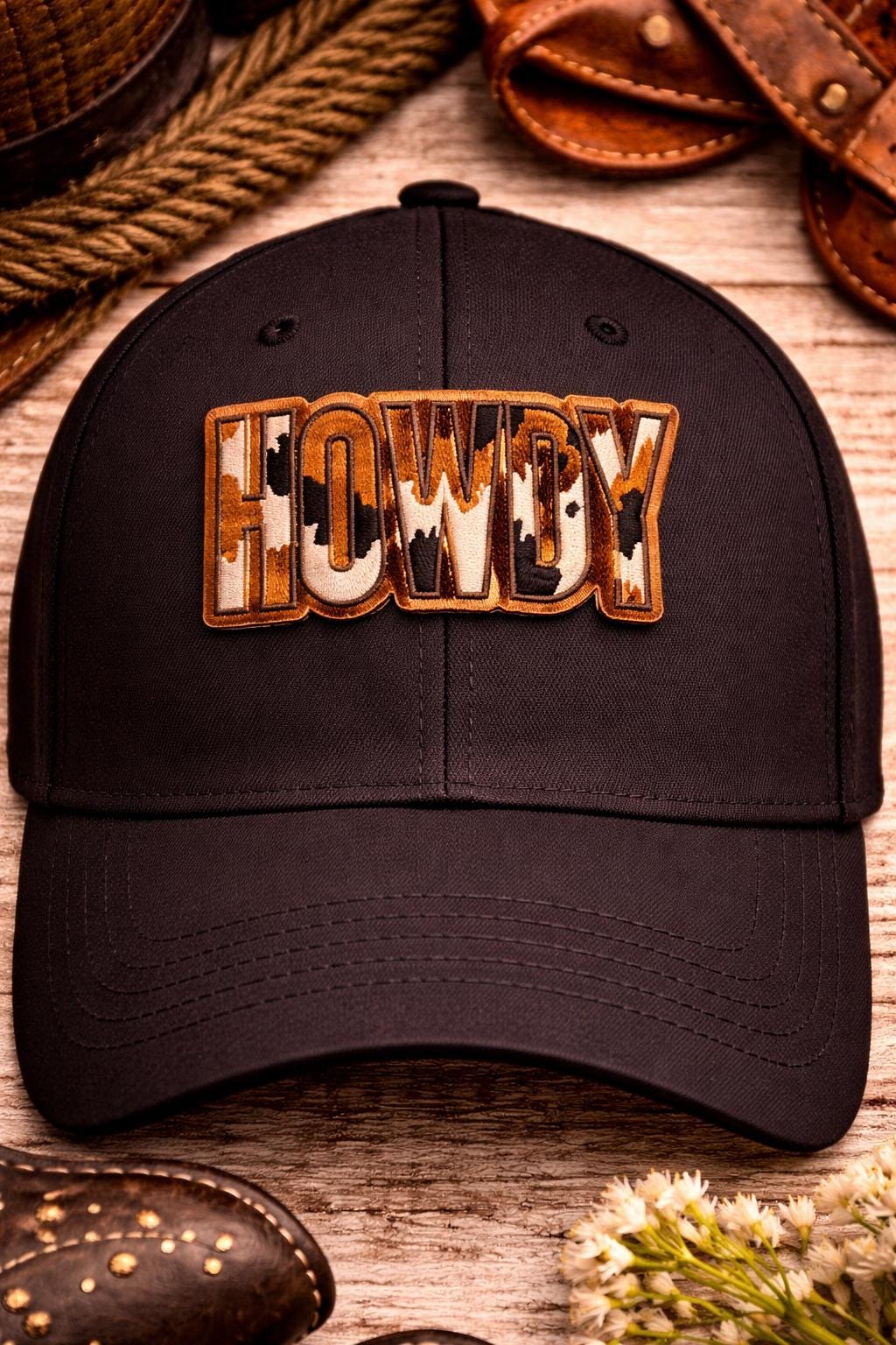 Howdy Cow Print Embroidered Patch, Western Cowboy Iron-On Hat Badge (3 Inch)